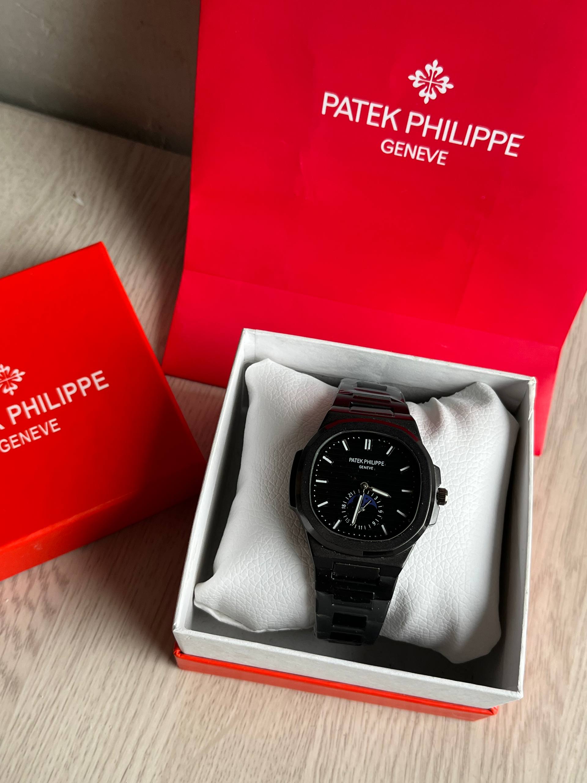 Patek Philippe Nautilus  - Dial Luxury Edition