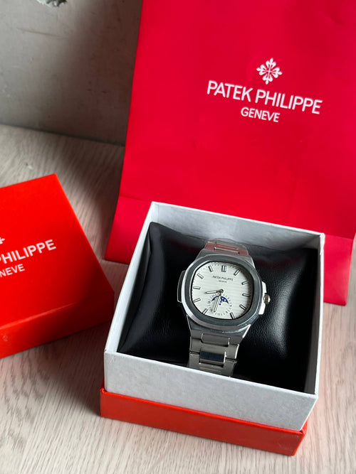 Patek Philippe Nautilus  - Dial Luxury Edition